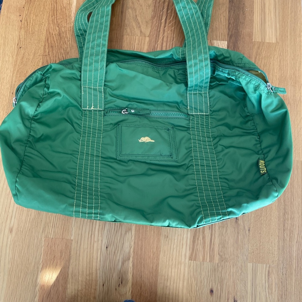 Roots tote